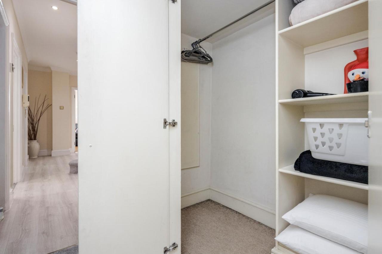 Oxford Street Homestay Лондон Экстерьер фото