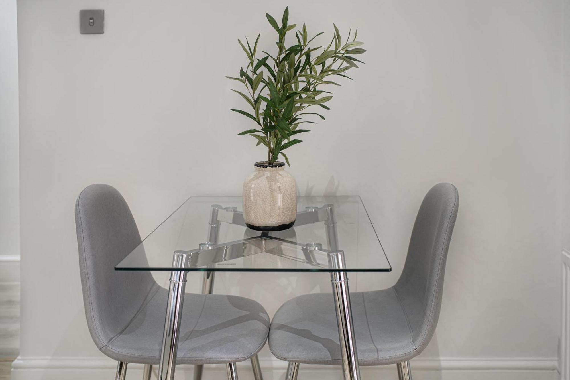 Oxford Street Homestay Лондон Экстерьер фото