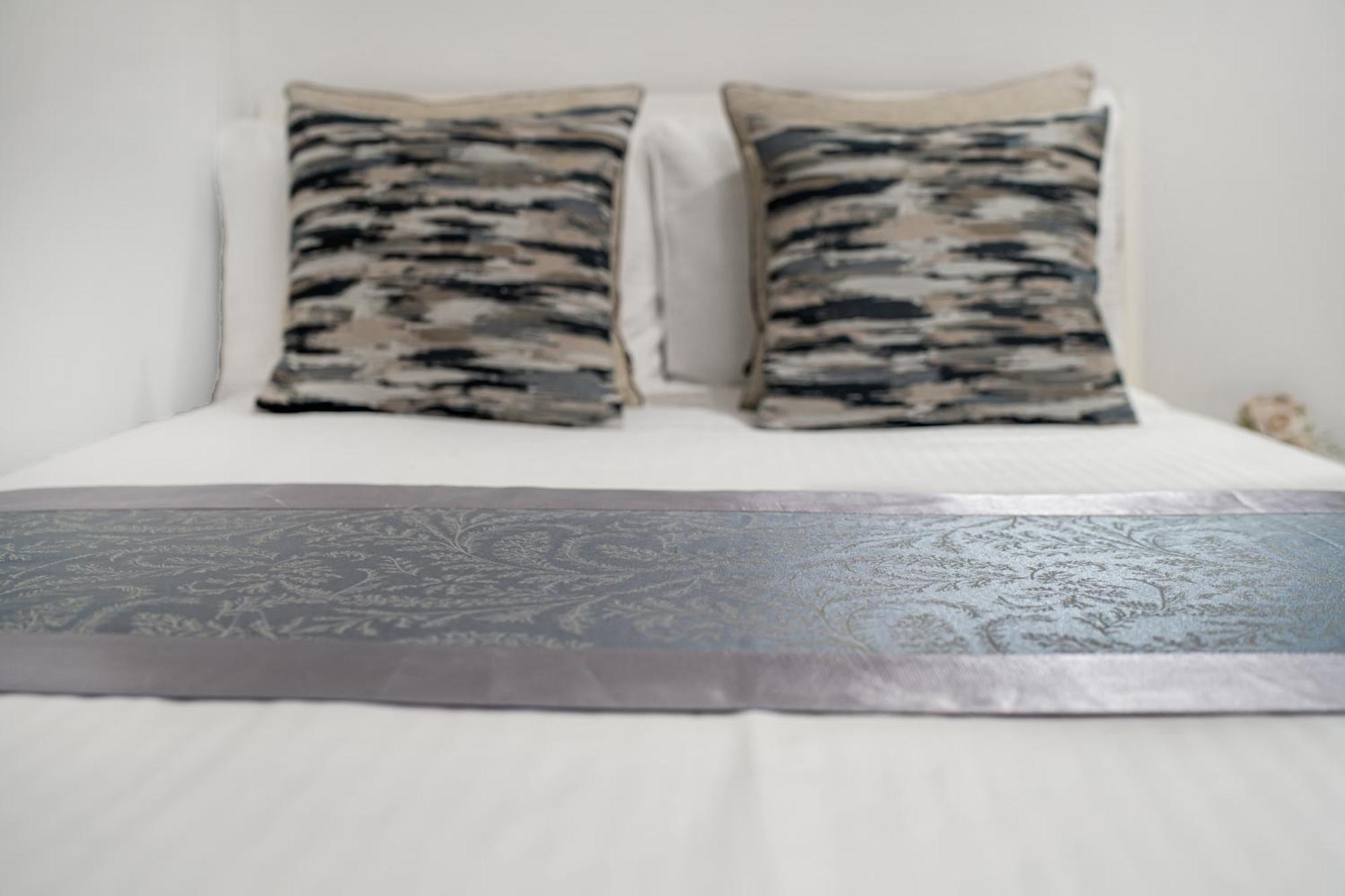 Oxford Street Homestay Лондон Экстерьер фото