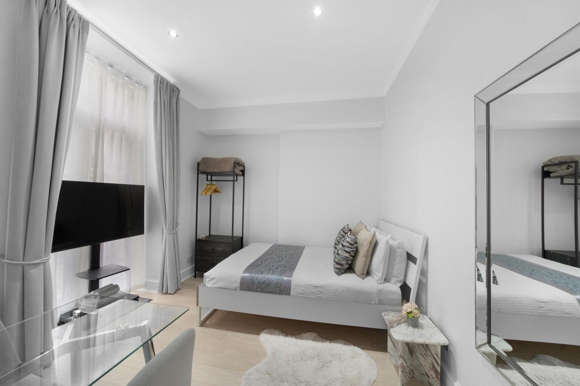 Oxford Street Homestay Лондон Экстерьер фото